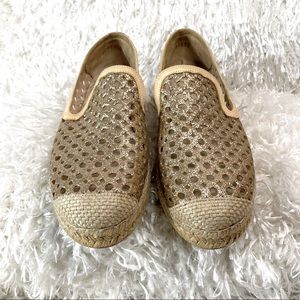 Stuart Weitzman, County, Perforated Glitter
Espadrille Flat, Sand Kid’s Size 4